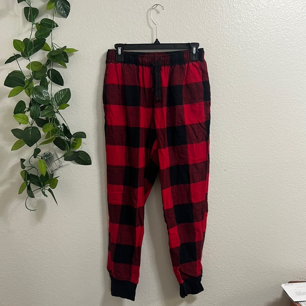 Black and red jogger pajama pants — size S